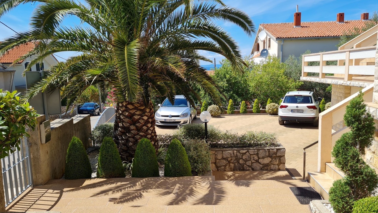 Photo of Outdoor in Lun