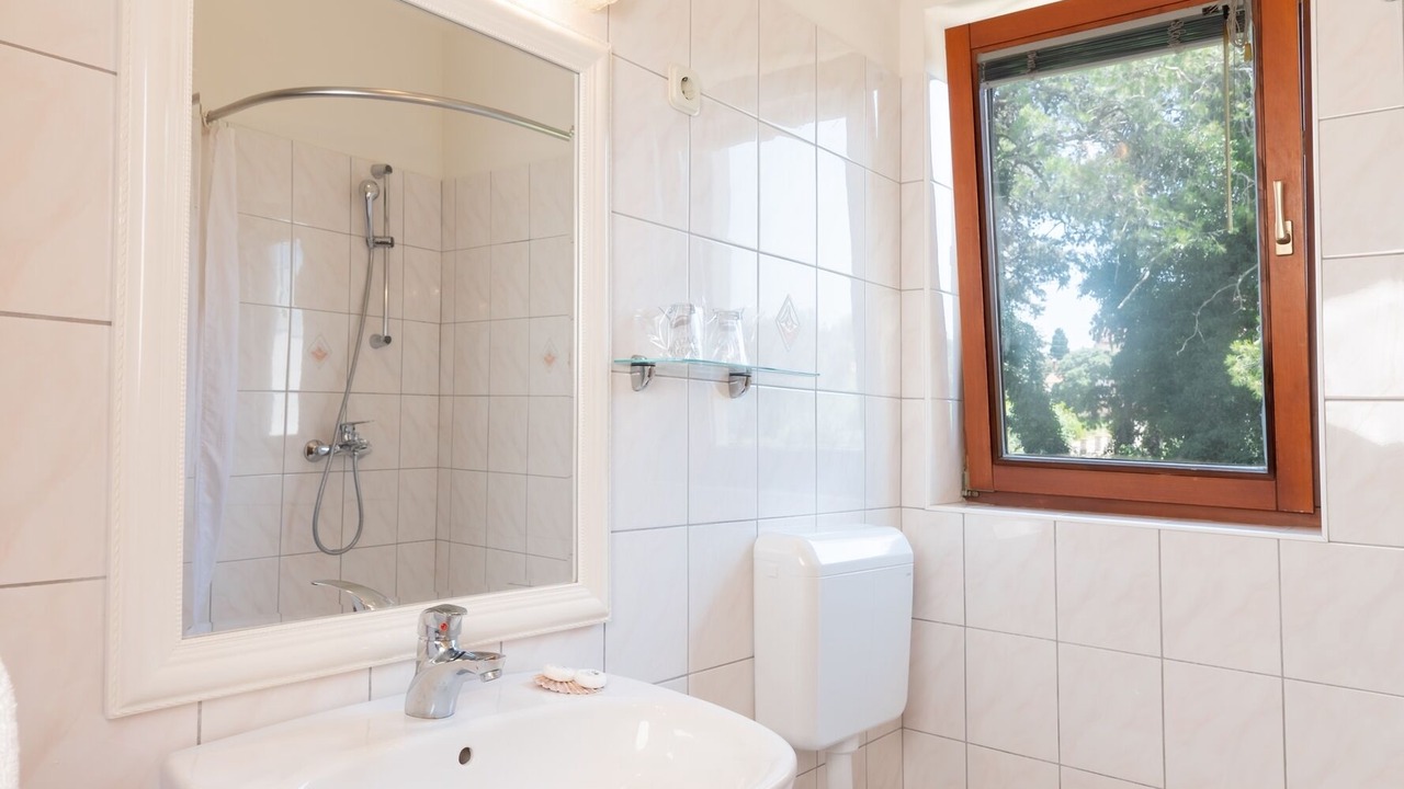 Photo of Bathroom in Muline