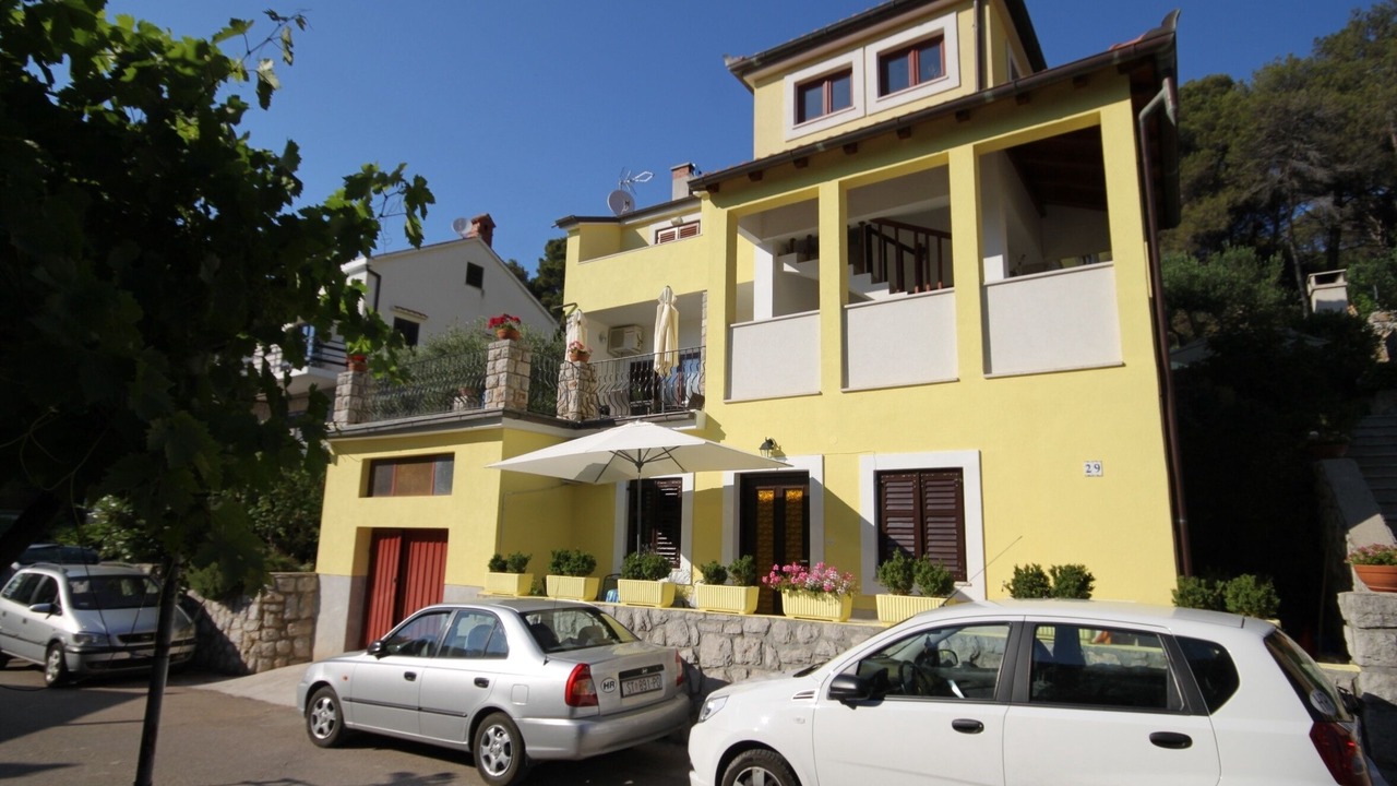 Photo of Outdoor in Cove Murtar