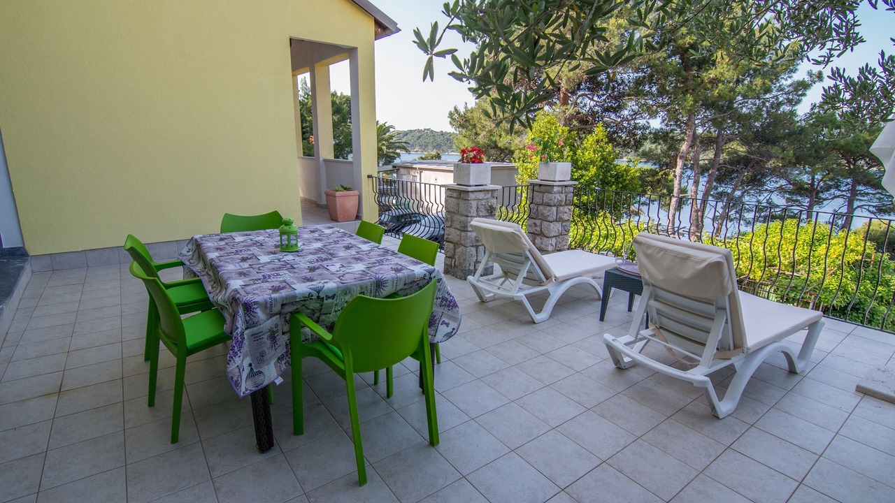 Photo of Outdoor in Cove Murtar