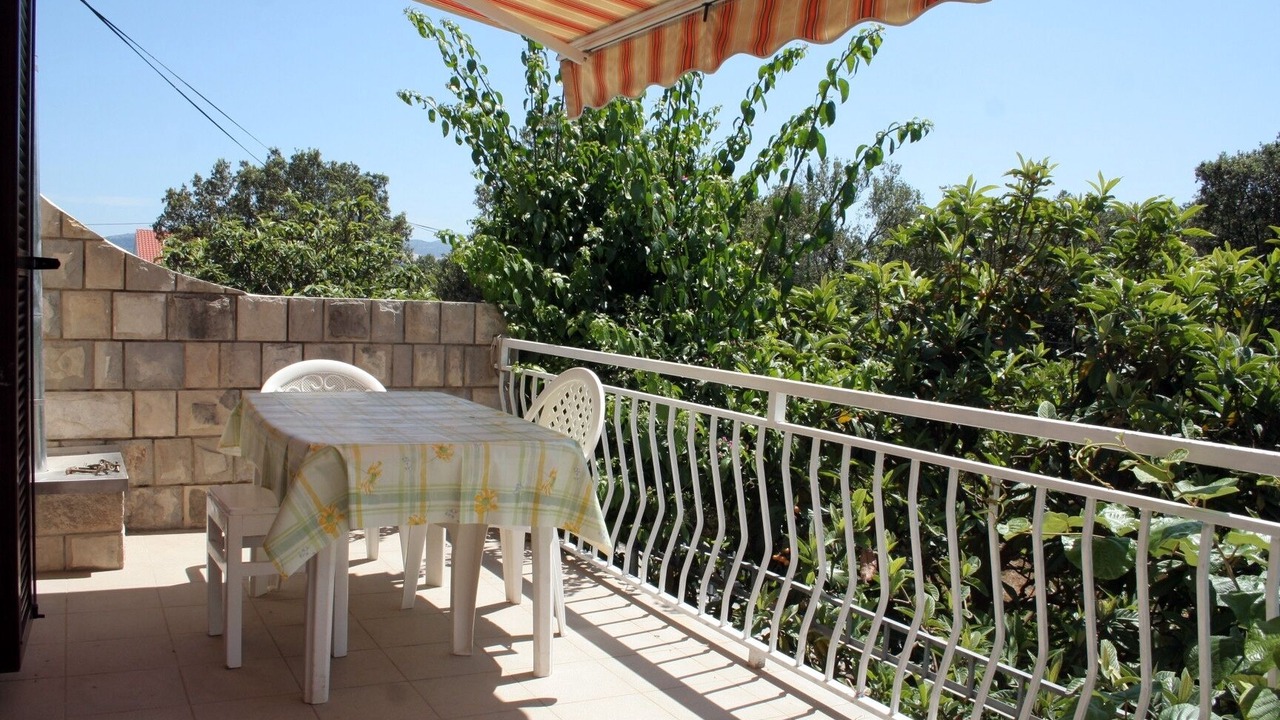 Photo of Outdoor in Sreser