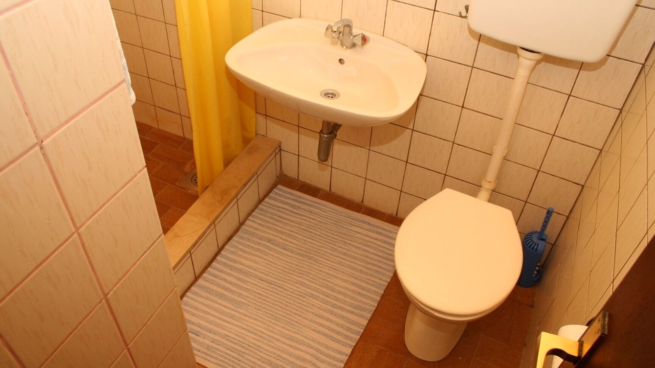 Photo of Bathroom in Sucuraj