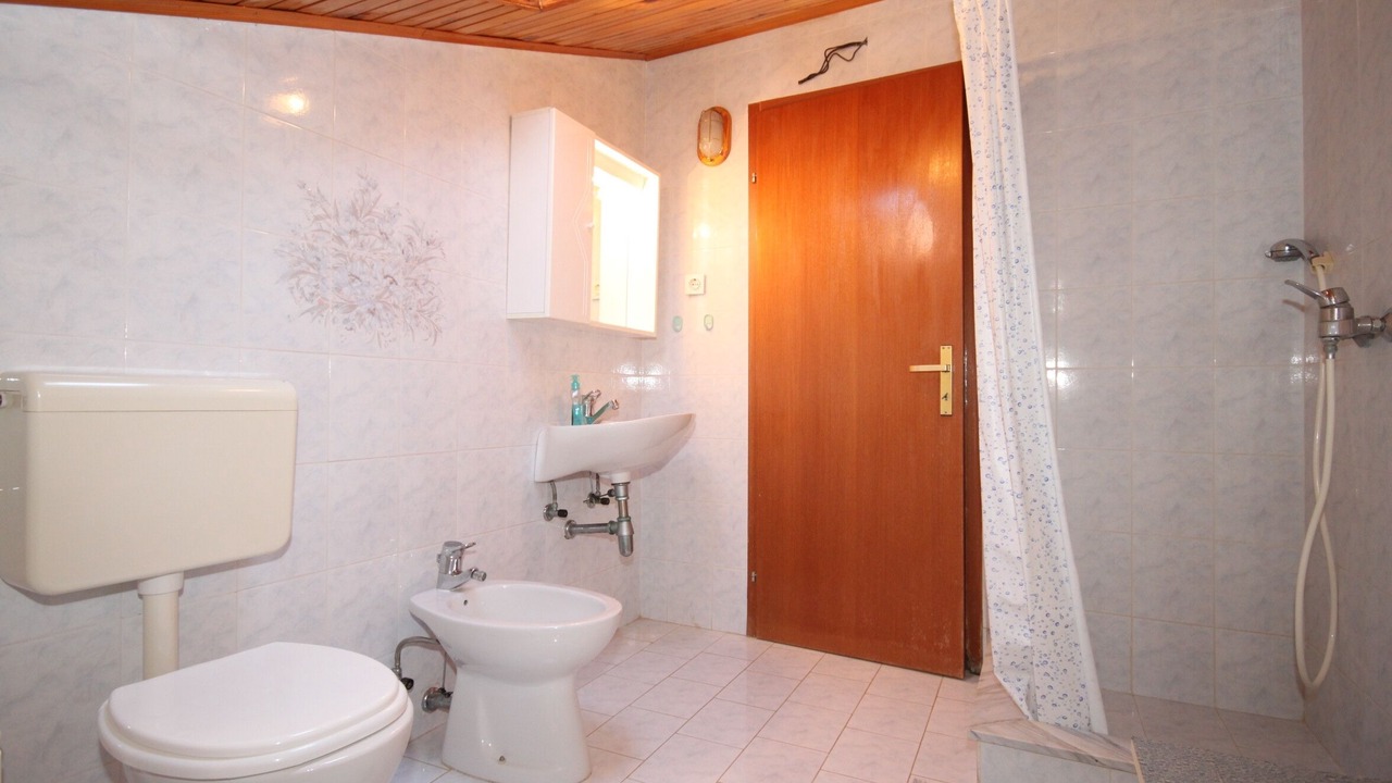 Photo of Bathroom in Basanija