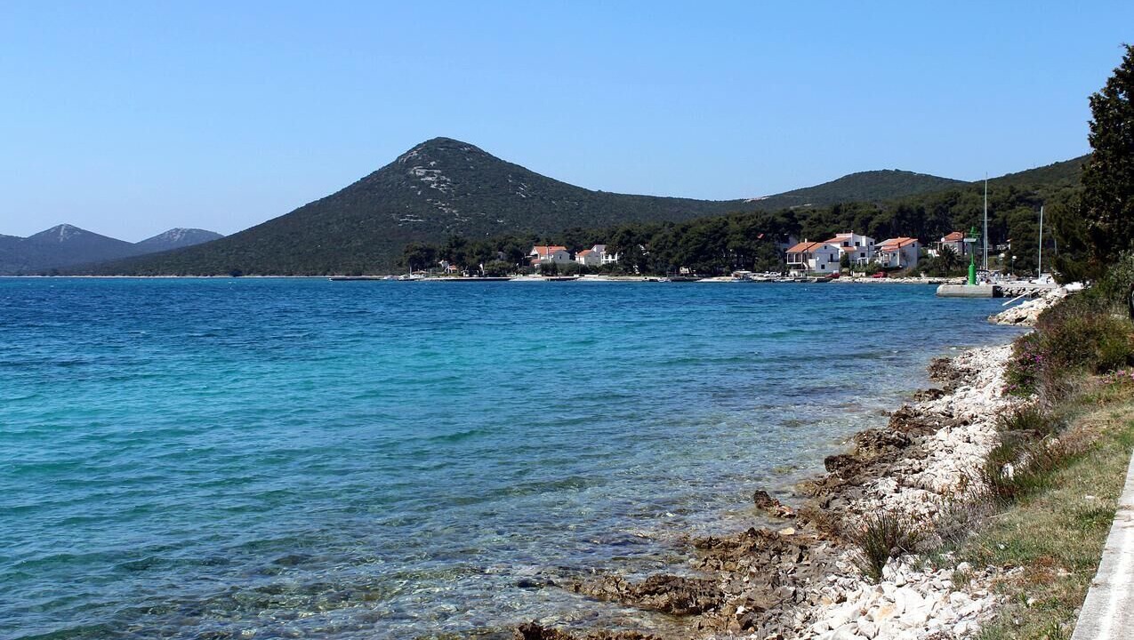 Photo of Others in Molat
