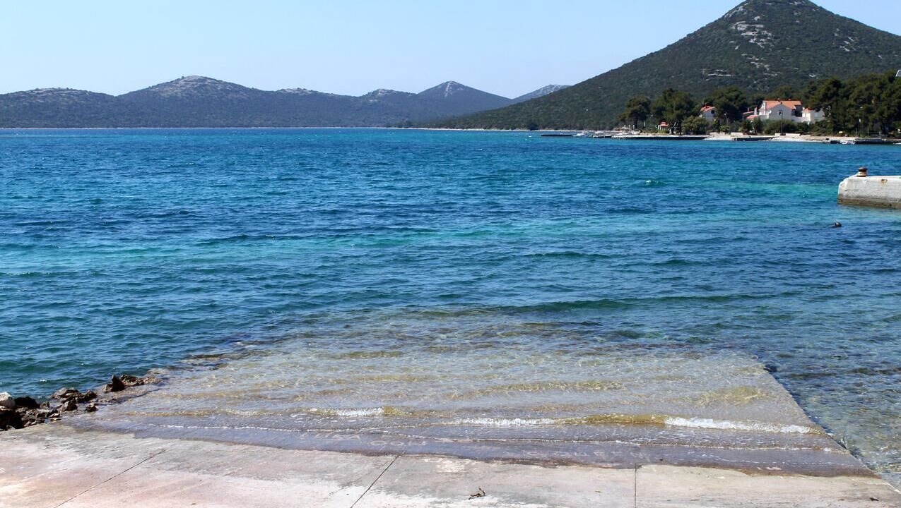 Photo of Others in Molat