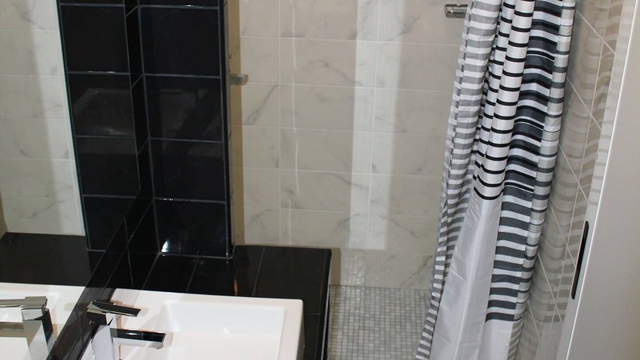 Photo of Bathroom in Brist
