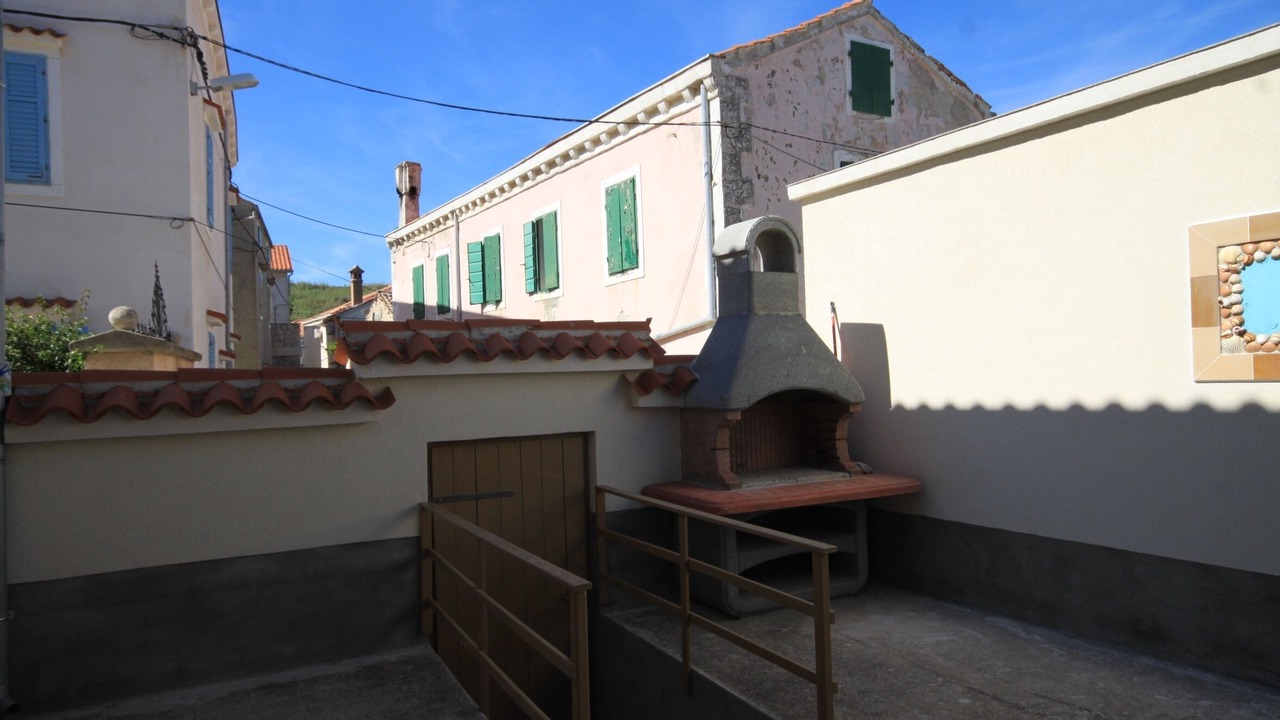 Photo of Others in Susak