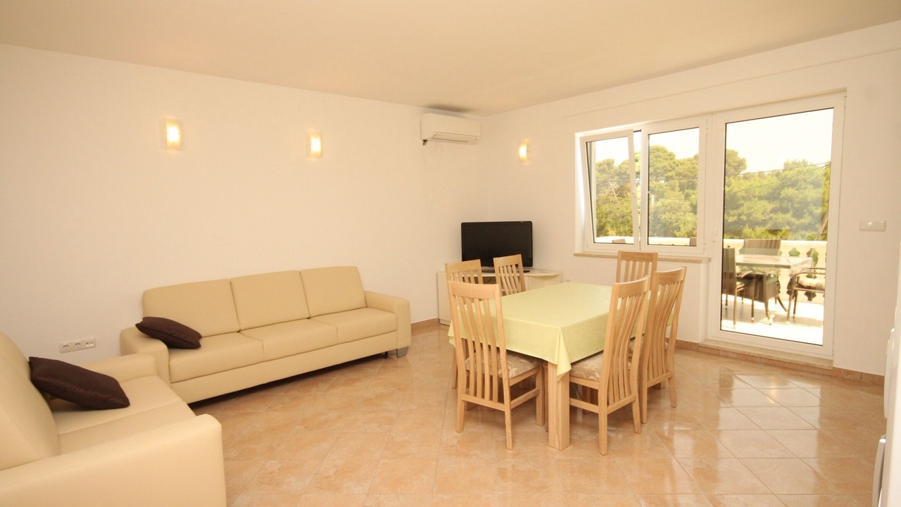 Photo of Livingroom in Batalaza