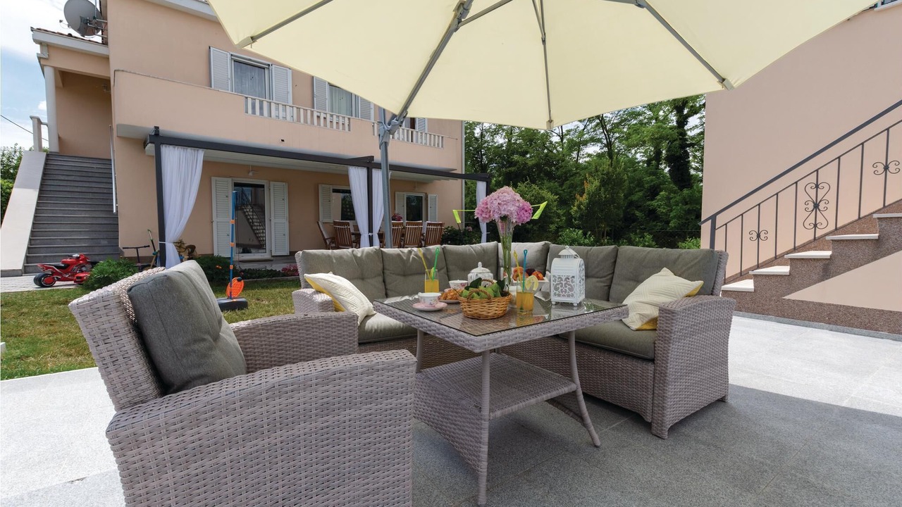 Photo of Outdoor in Citluk
