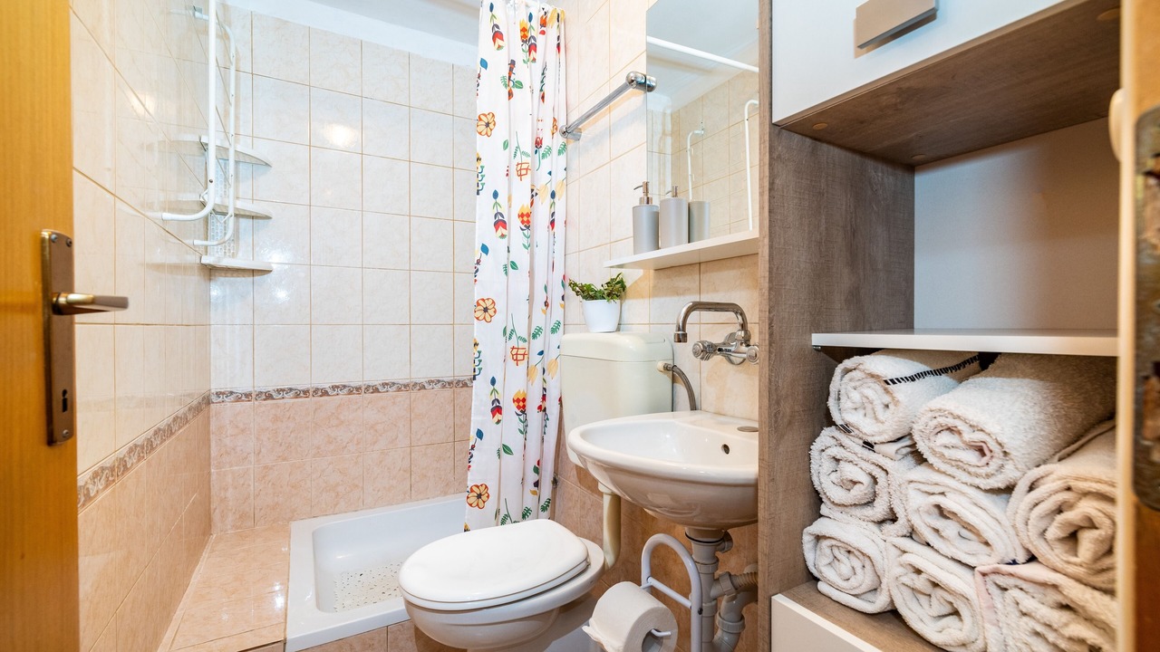 Photo of Bathroom in Mandre