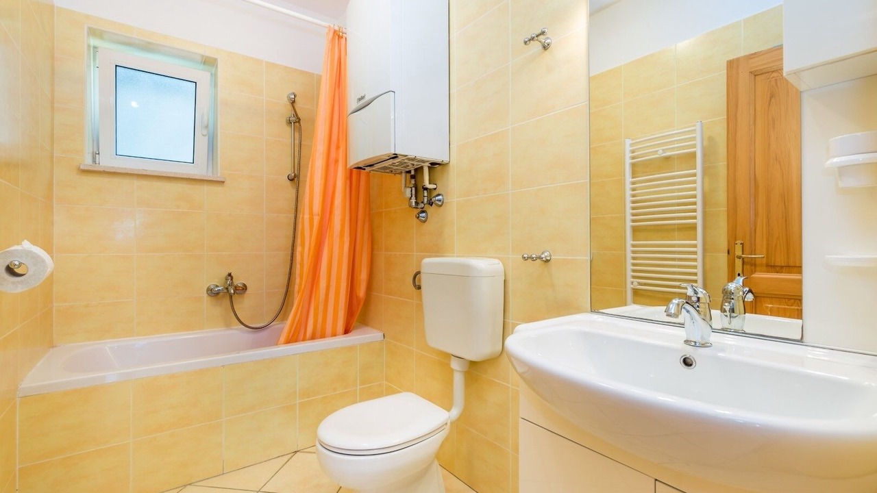 Photo of Bathroom in Obrs