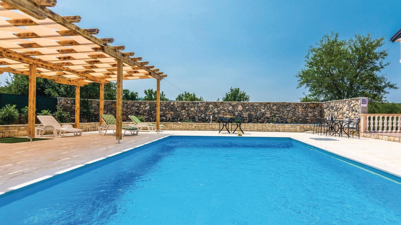 Photo of Outdoor in Bilisane