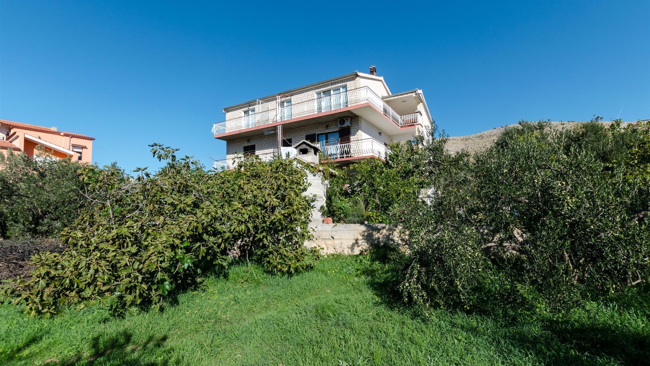 Photo of Outdoor in Grebastica