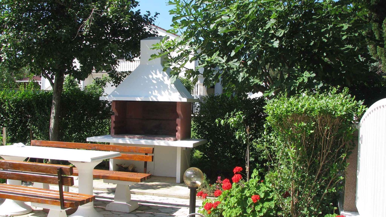 Photo of Outdoor in Nin