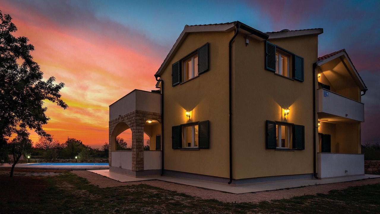 Photo of Outdoor in Bristane