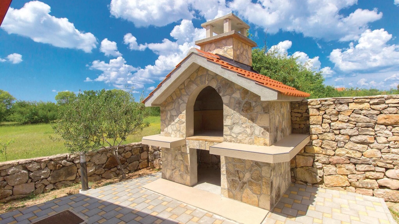 Photo of Outdoor in Bristane