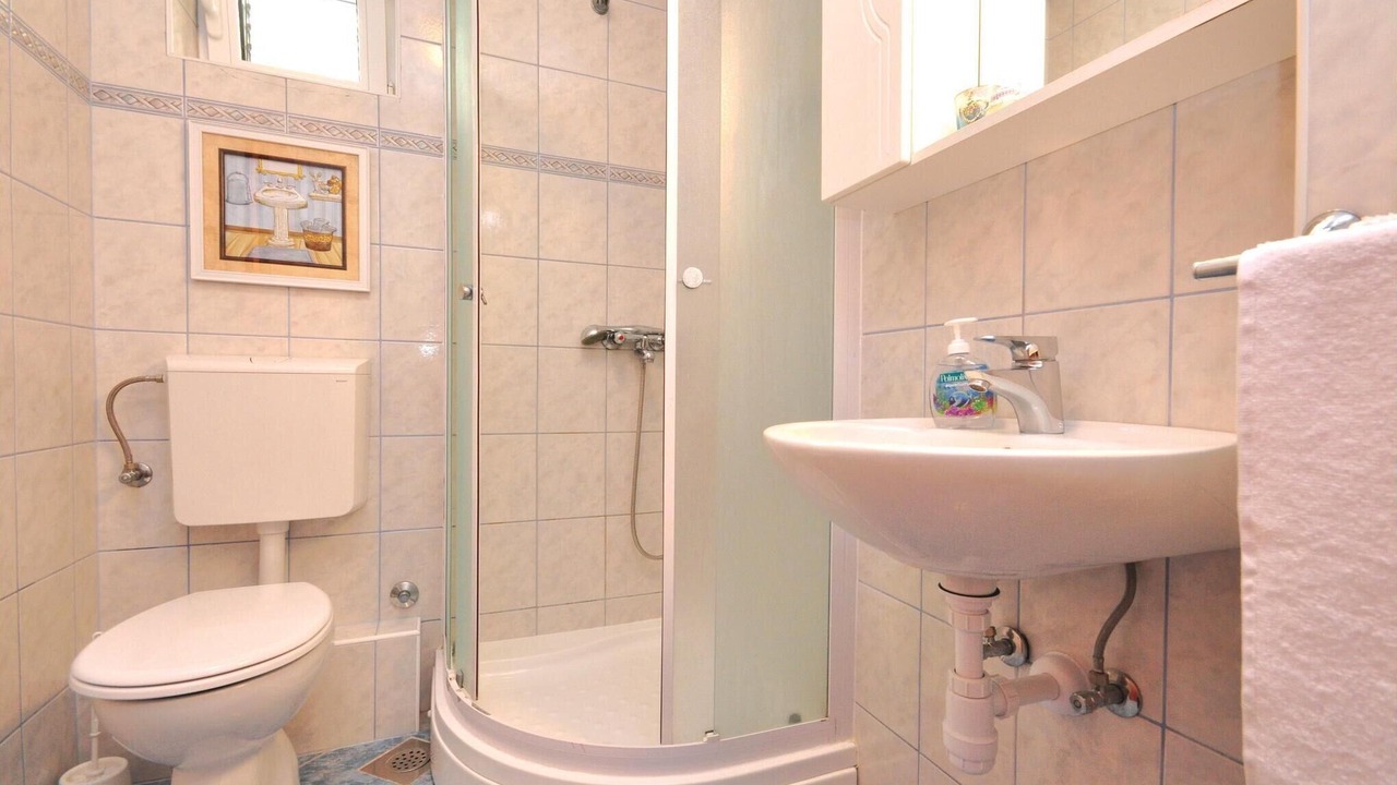 Photo of Bathroom in Mimice