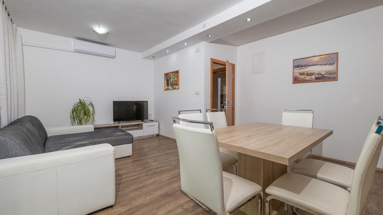 Photo of Bedroom in Lopar