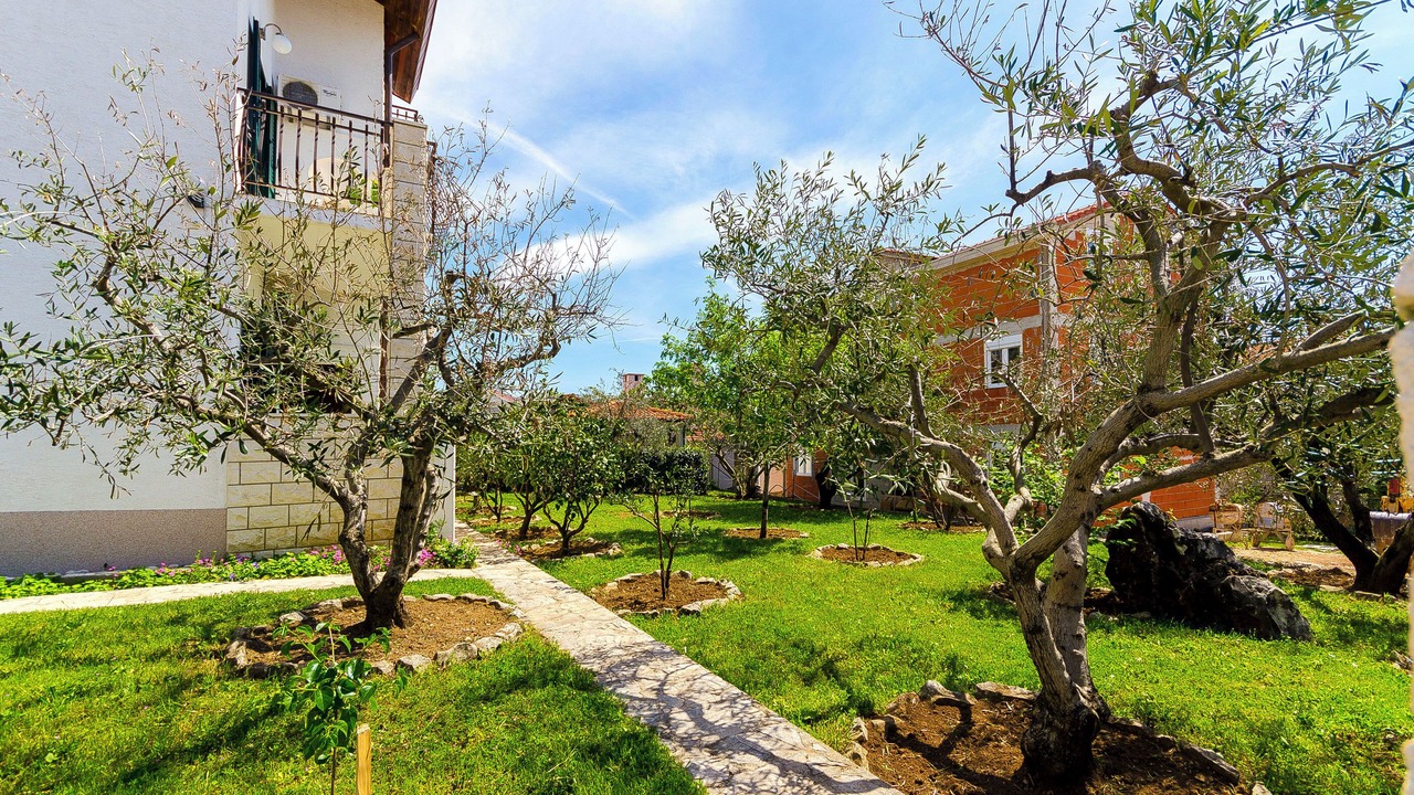 Photo of Outdoor in Okrug Gornji