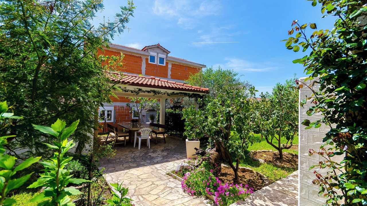 Photo of Outdoor in Okrug Gornji