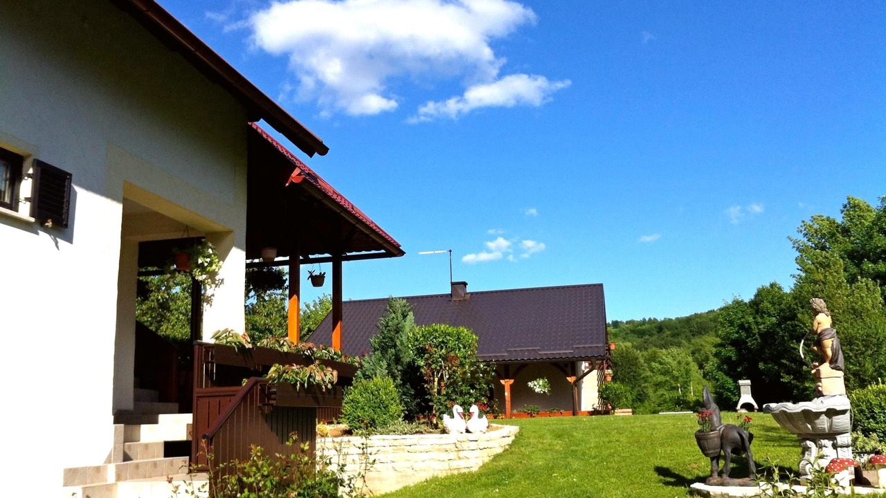 Photo of Outdoor in Catrnja