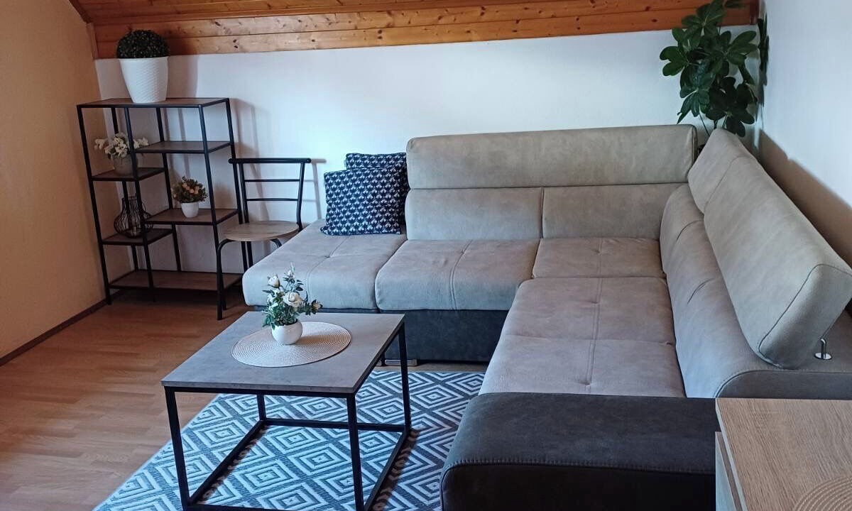 Photo of Livingroom in Catrnja