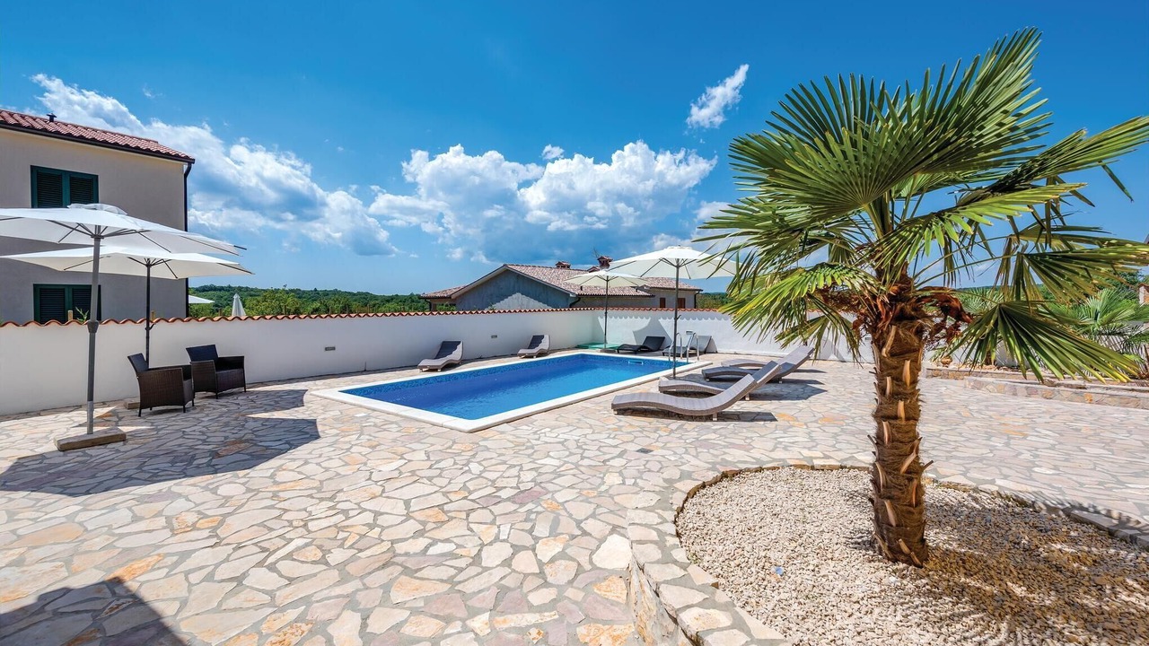 Photo of Outdoor in Topid