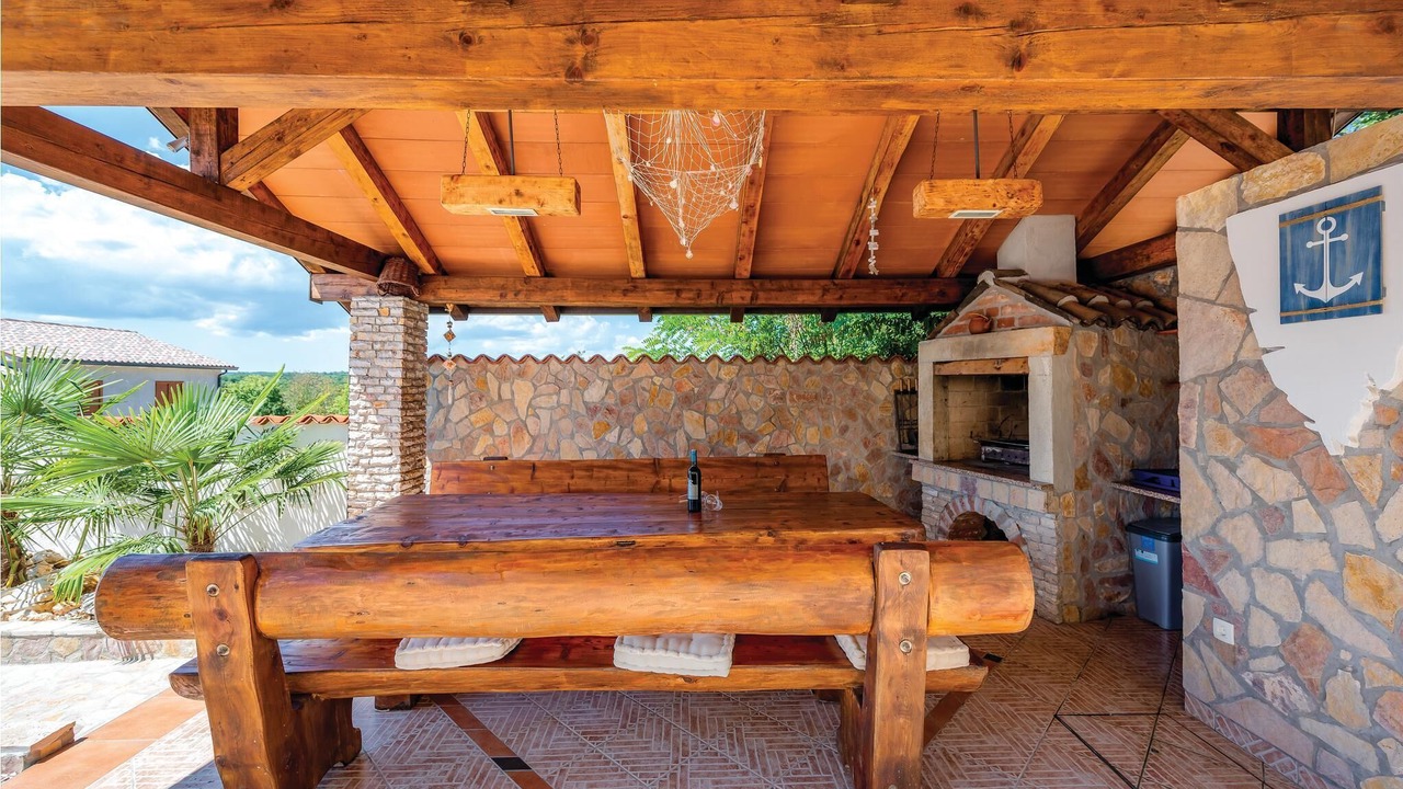 Photo of Outdoor in Topid