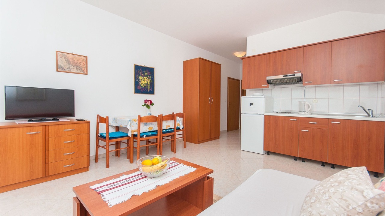 Photo of Livingroom in Bratus