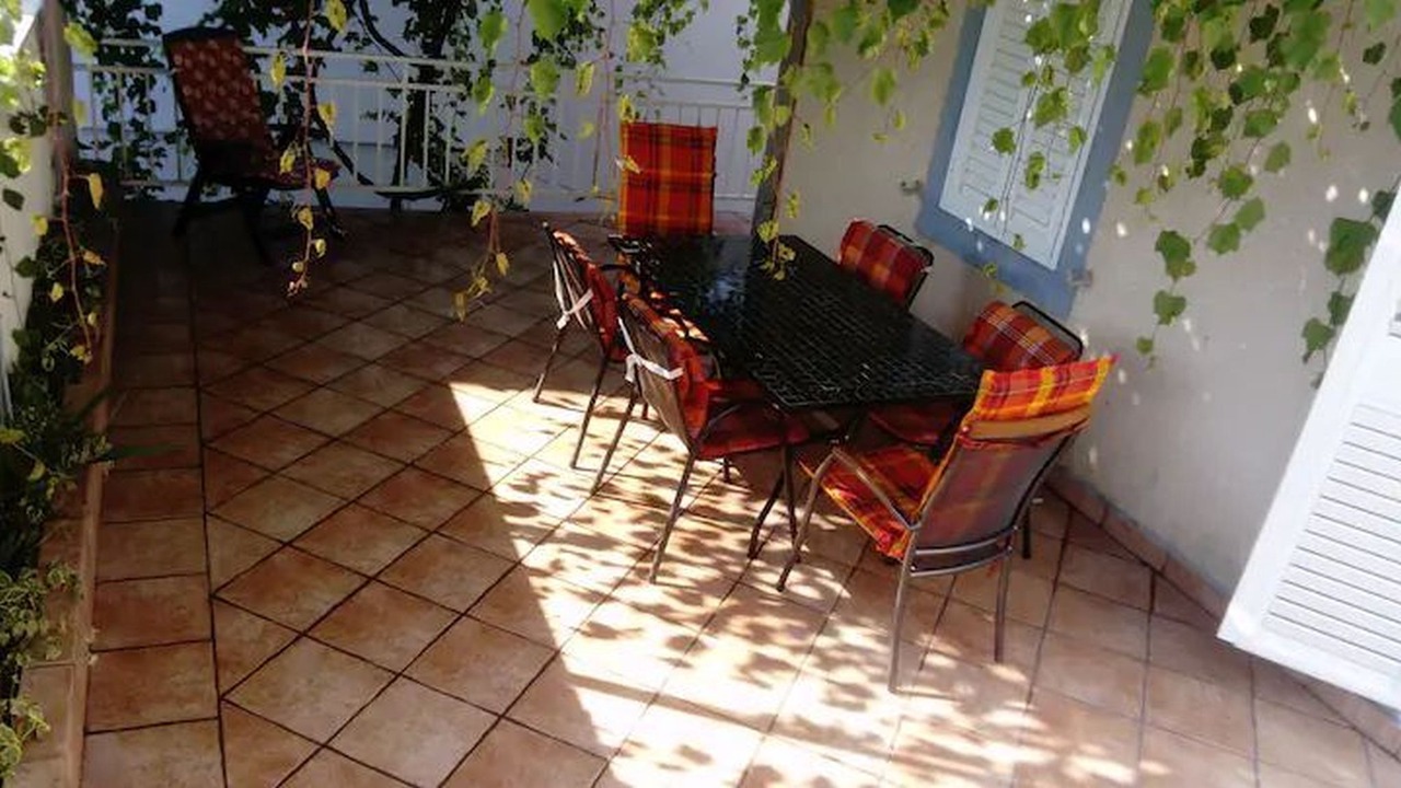 Photo of Outdoor in Blace
