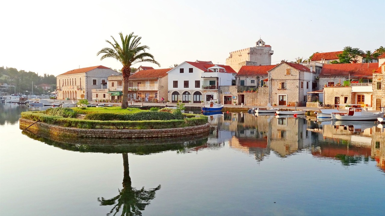 Photo of Others in Vrboska