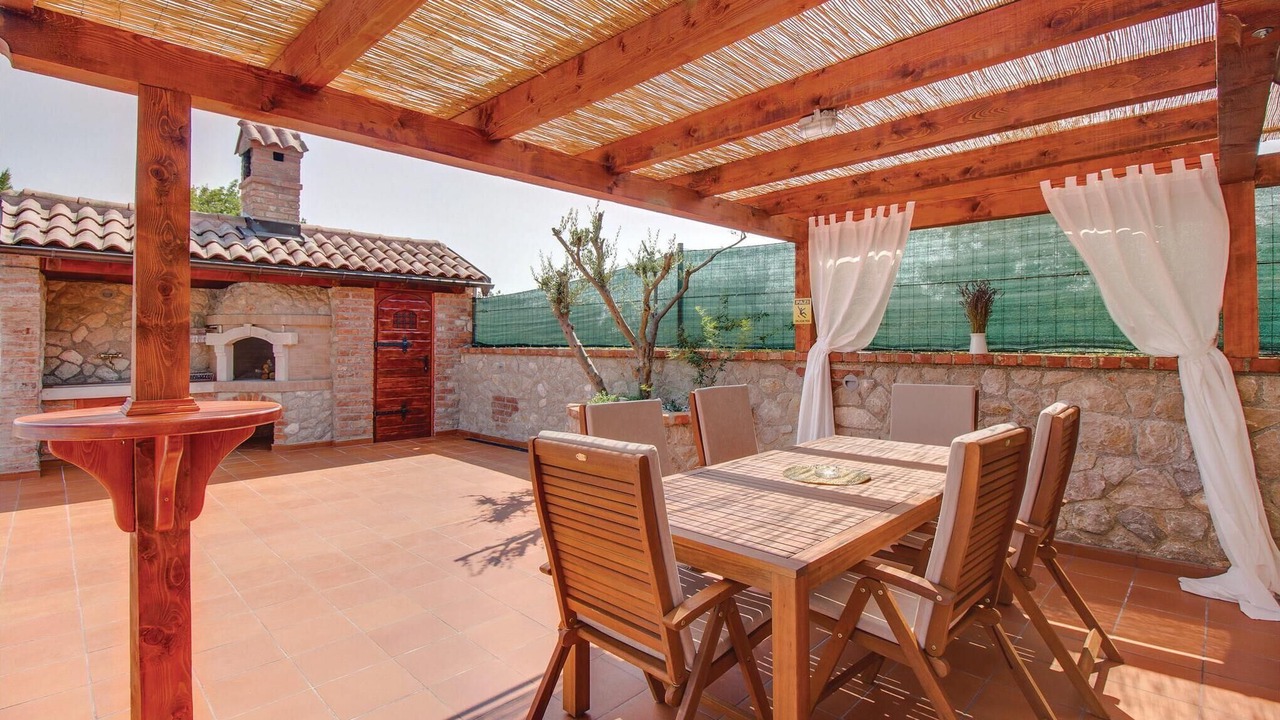 Photo of Patio Balcony in Nerezine
