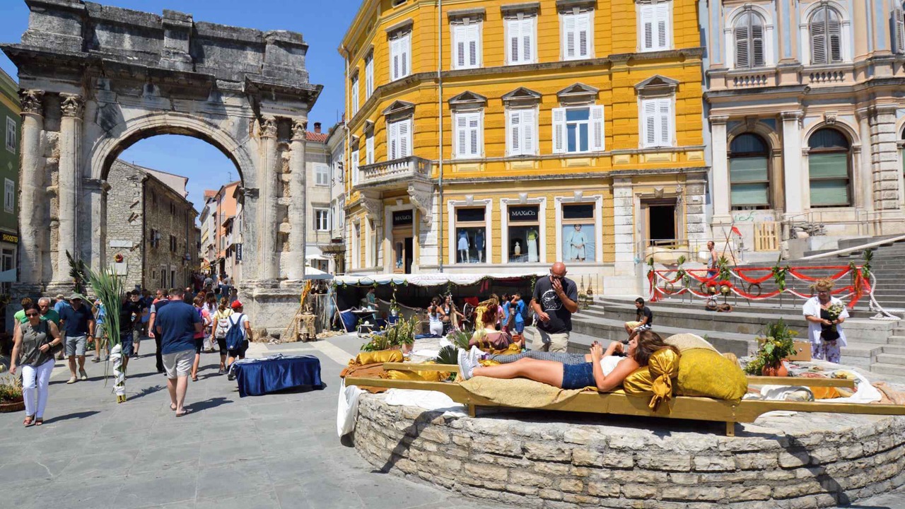 Photo of Others in Pula