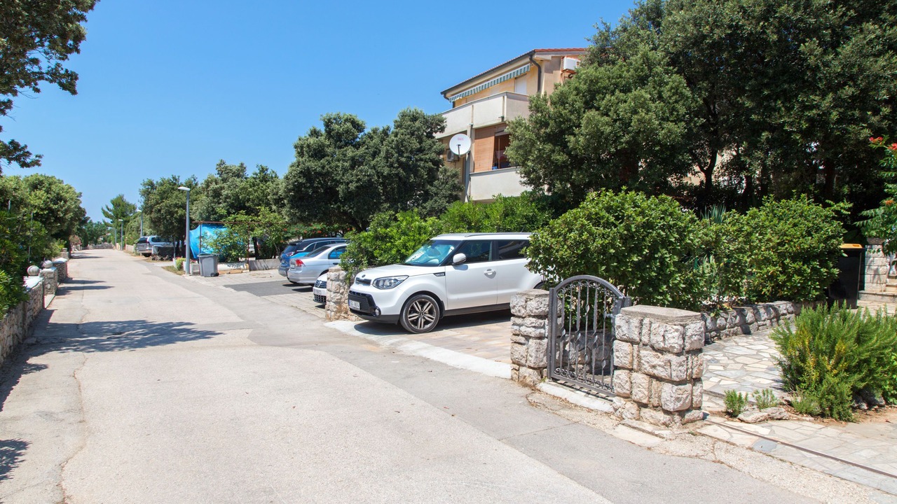 Photo of Outdoor in Mandre