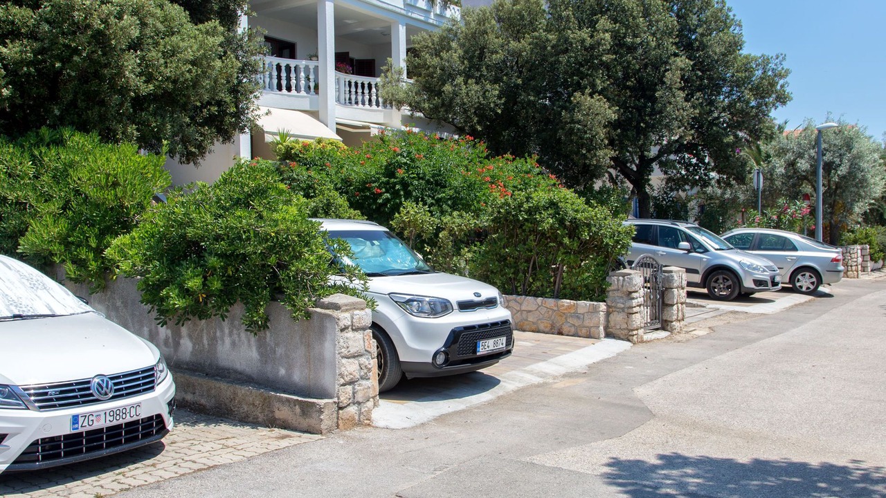 Photo of Outdoor in Mandre