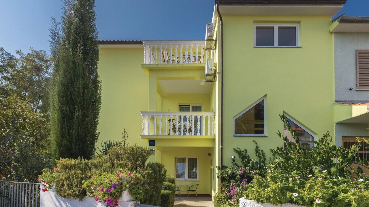 Photo of Outdoor in Stinjan