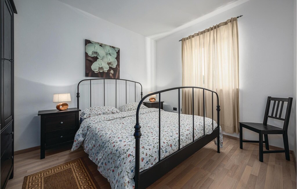 Photo of Bedroom in Topid