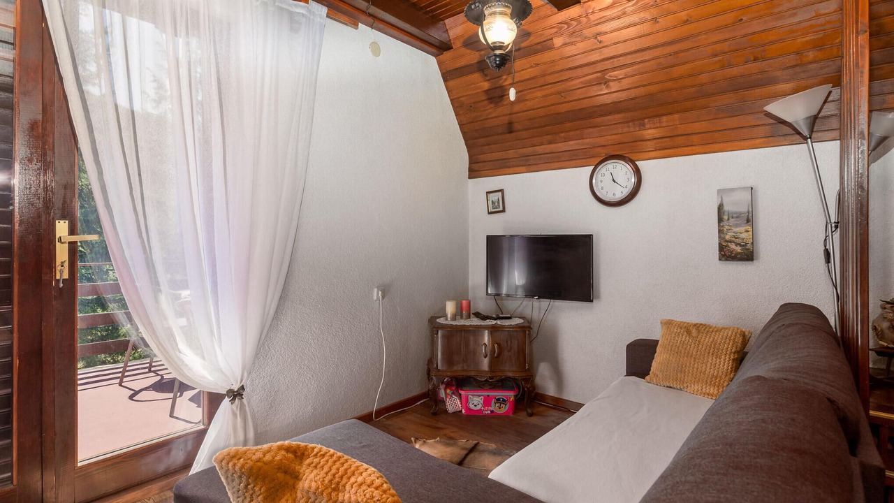 Photo of Bedroom in Platak