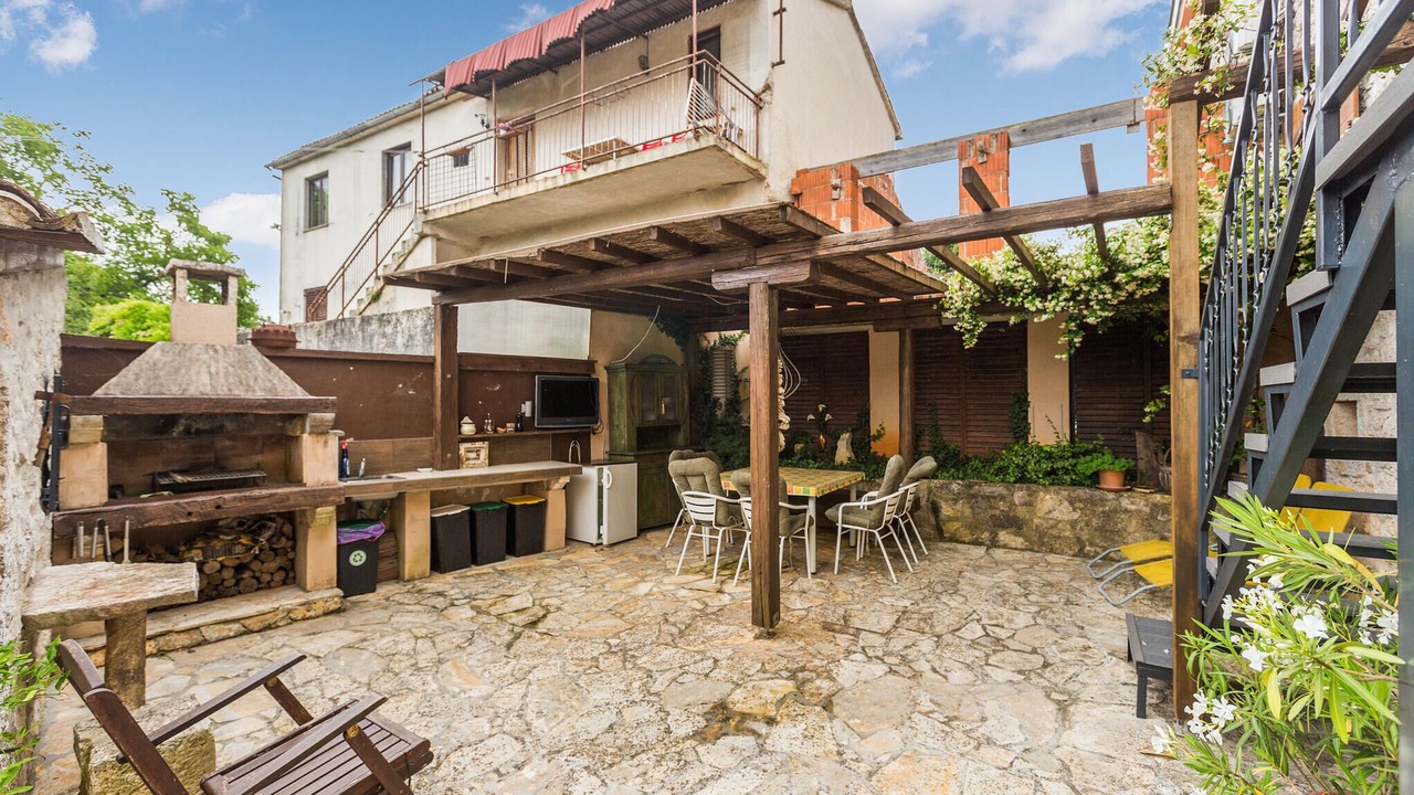 Photo of Outdoor in Zbandaj