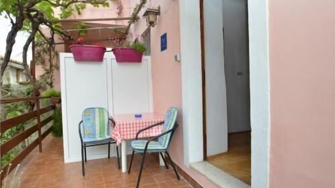 Photo of Outdoor in Cove Murtar