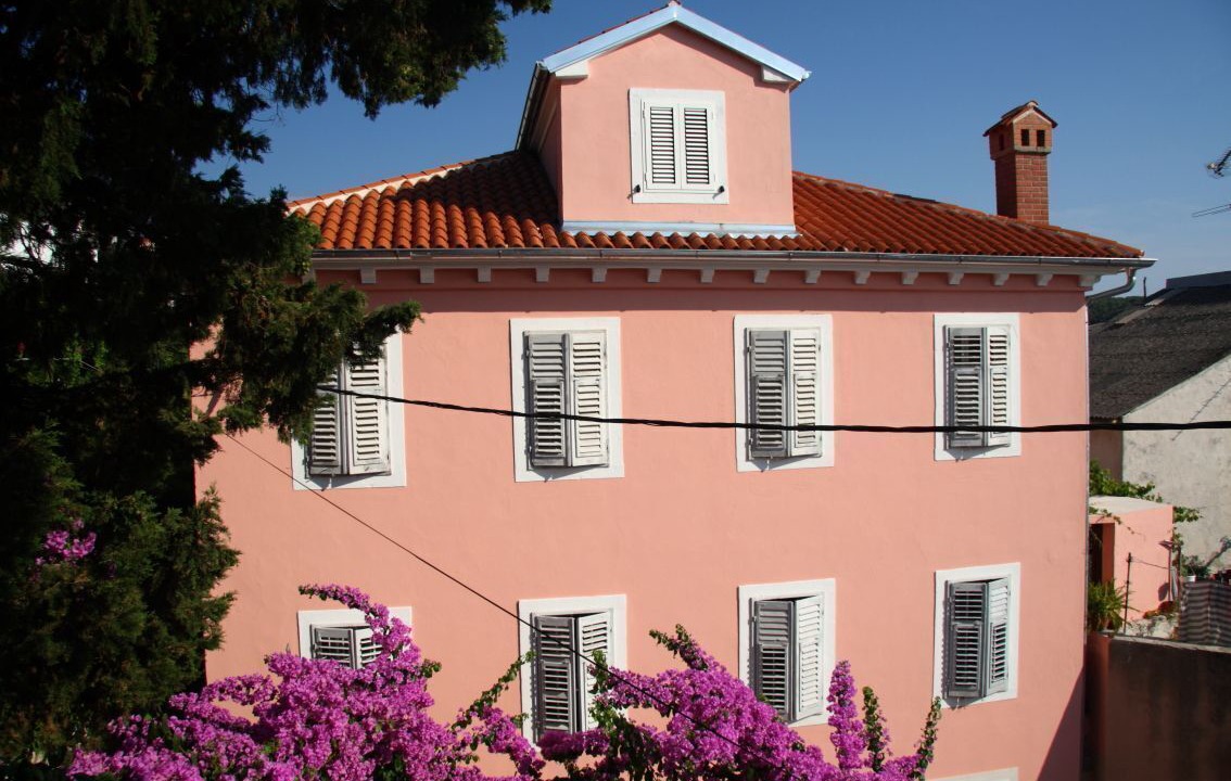 Photo of Outdoor in Cove Murtar