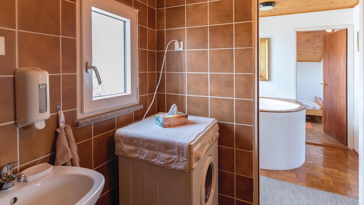Photo of Bathroom in Blace