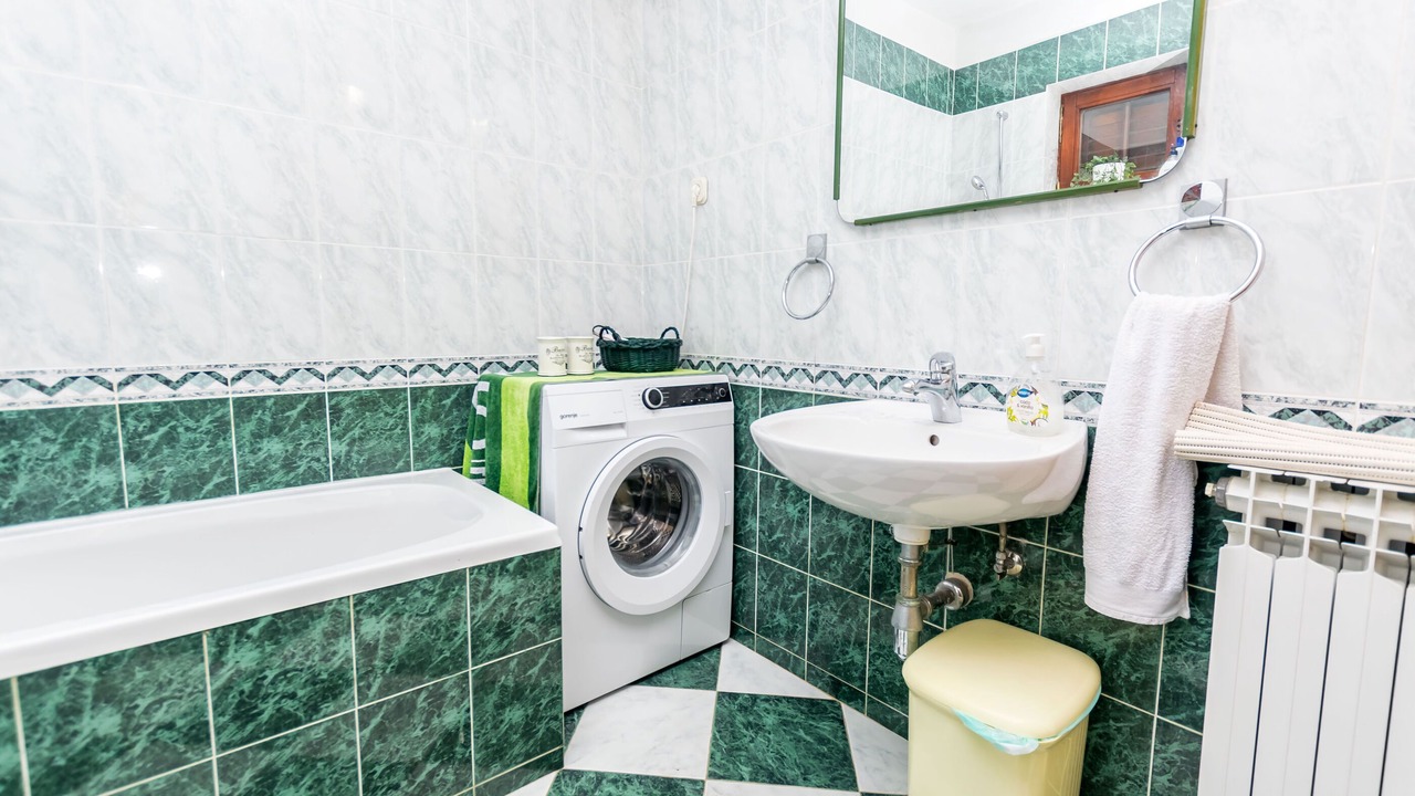 Photo of Bathroom in Kneza