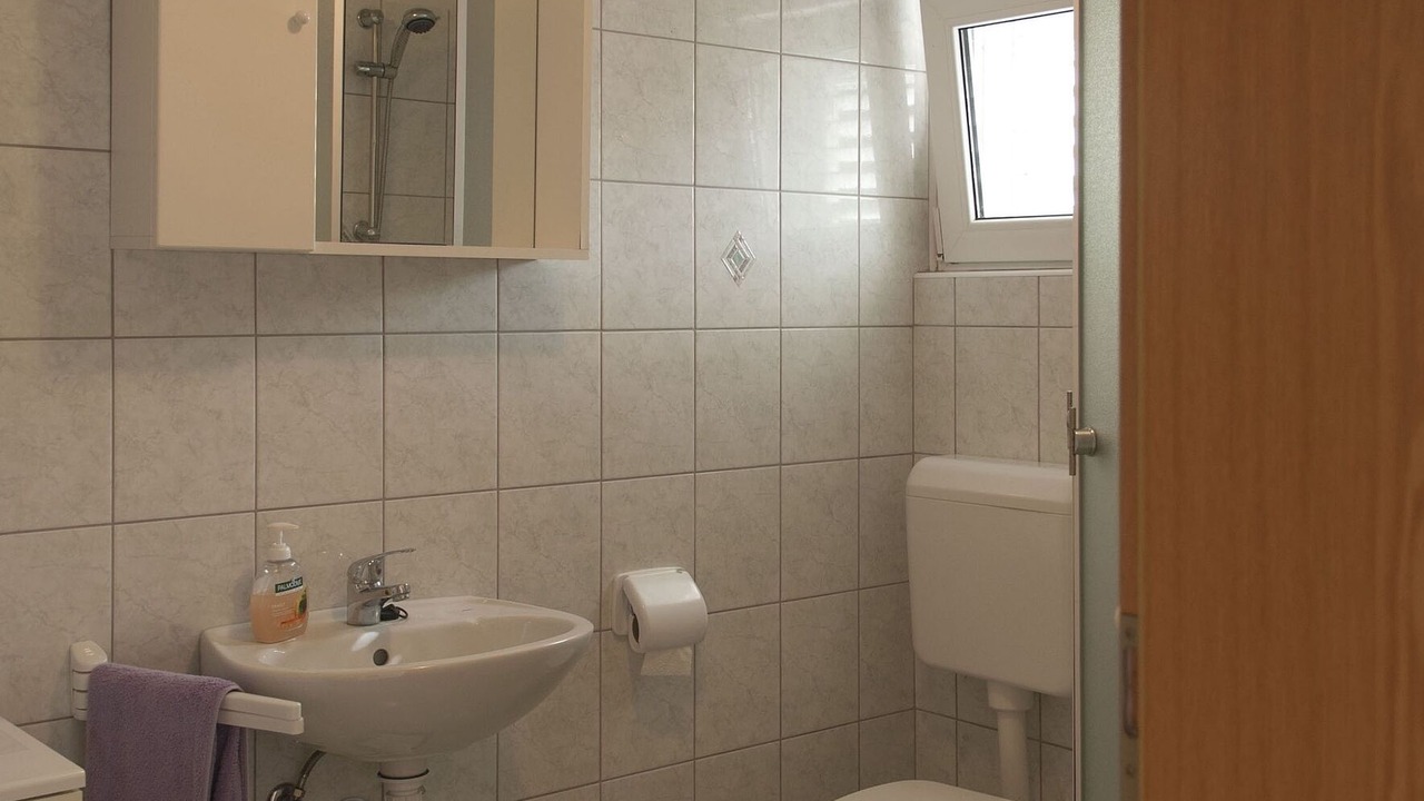 Photo of Bathroom in Municipality of Kali