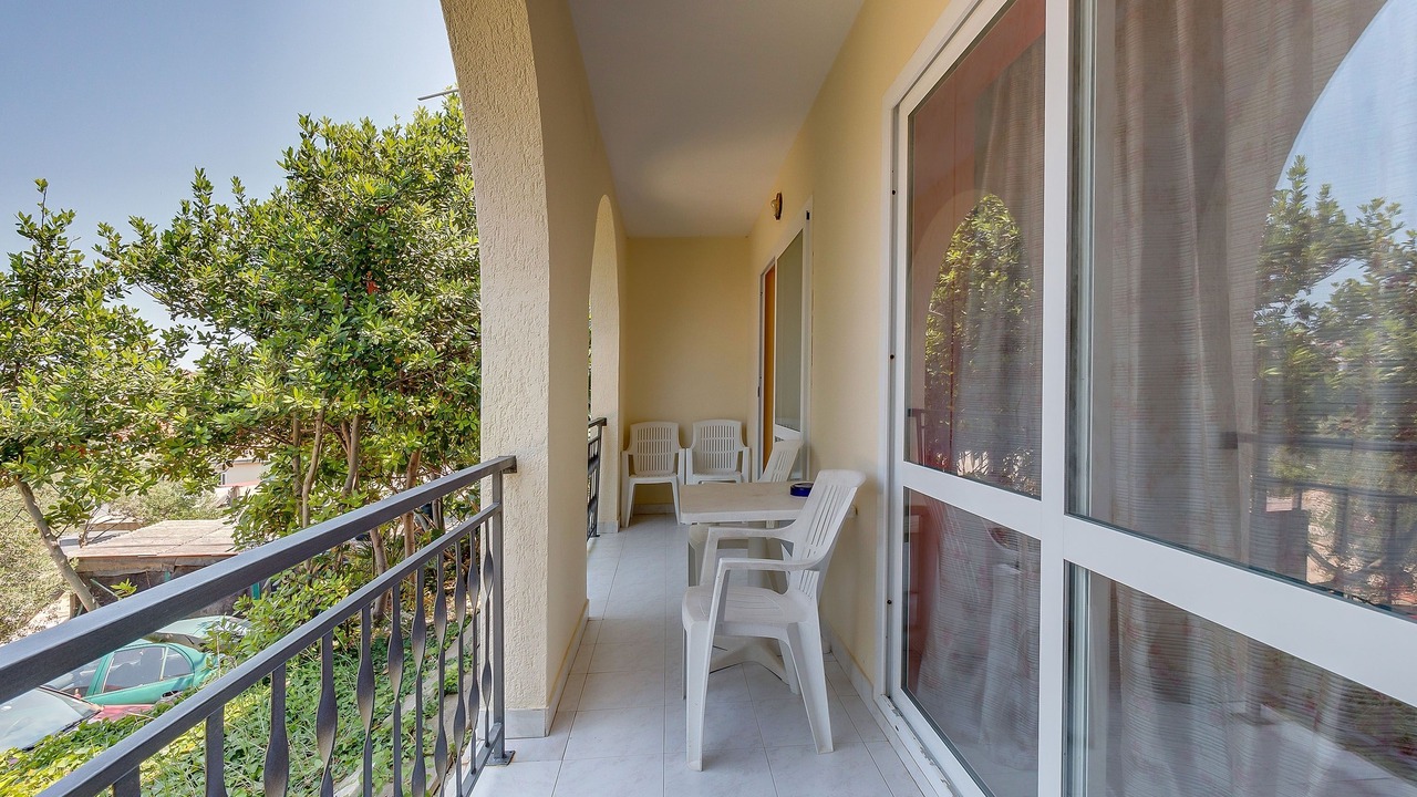 Photo of Patio Balcony in Cove Murtar