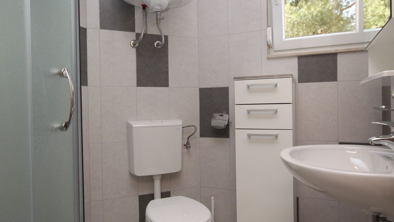 Photo of Bathroom in Cove Basina (Jelsa)