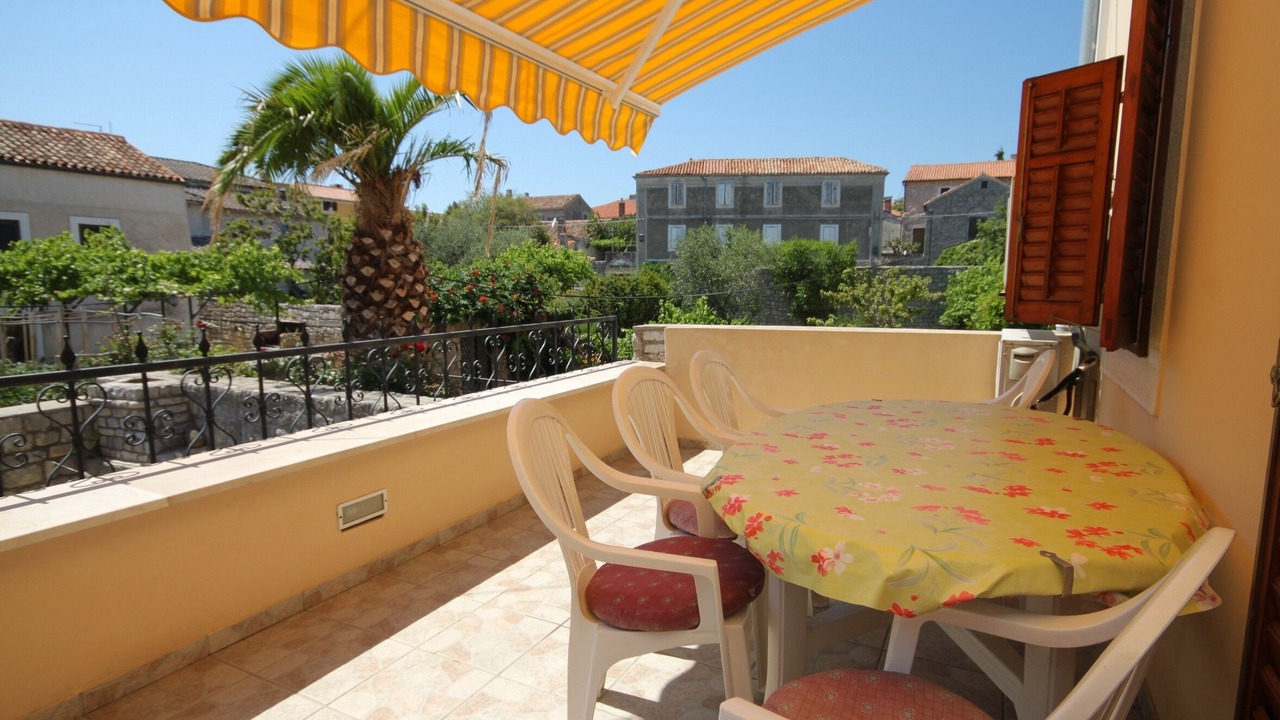 Photo of Outdoor in Osor