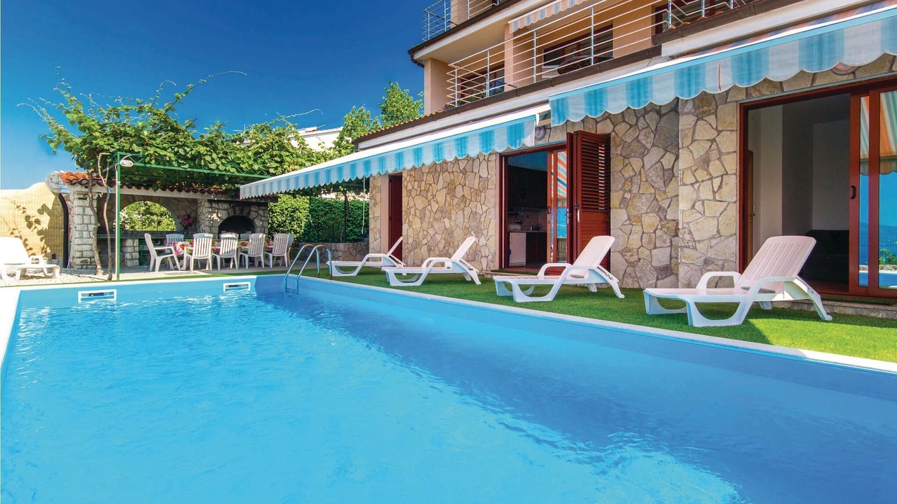Photo of Outdoor in Sarsoni