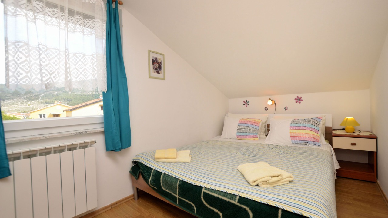 Photo of Bedroom in Cres