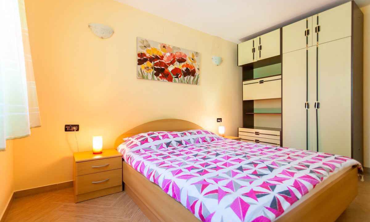 Photo of Bedroom in Porat